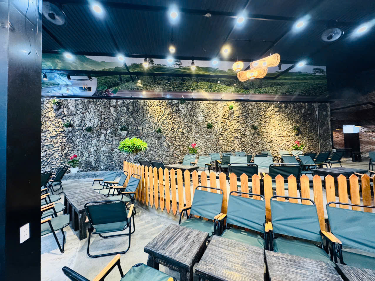 Không gian nội thất Sóc Coffee Tân Sơn Nhì